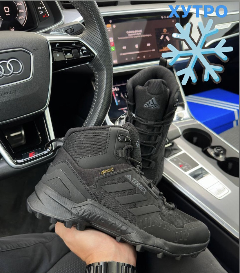 Зимові чоловічі кросівки Adidas Terrex Gore-Tex Cordura з хутром теплі осінь-зима чорні. Живе фото. Високі чоловічі черевики