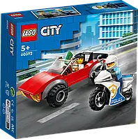 Конструктор LEGO City Преследование автомобиля на полицейском мотоцикле (60392)