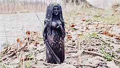 Статуетка з дерева "Морріган" (Mór-ríoghain). Ірландська міфологія