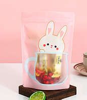 Пакет розовый пищевой с рисунком Зайчик в чашке с Zip застежкой 18х13 см универсальная полиэтиленовая упаковка