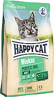 Корм для взрослых котов Happy Cat Minkas Perfect Mix с птицей ягнёнком и рыбой 4 кг