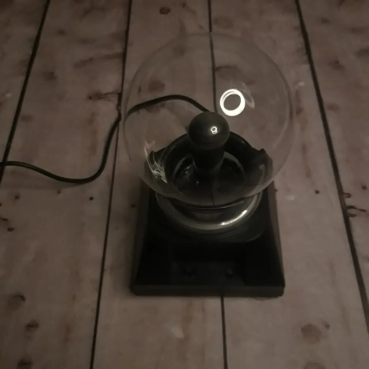 Плазменный шар Тесла 12.5 см ночник светильник Plasma Light Magic Flash Ball (Оригиналные фото) - фото 9 - id-p2035397857