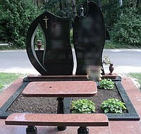 Гранитный памятник