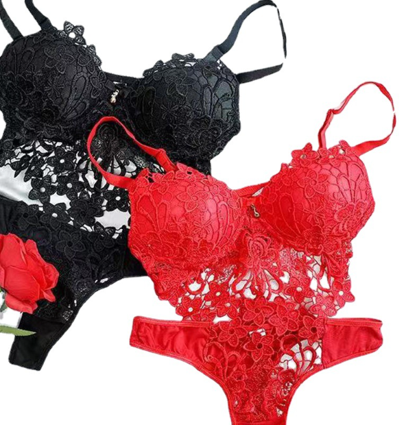 Мереживний комплект