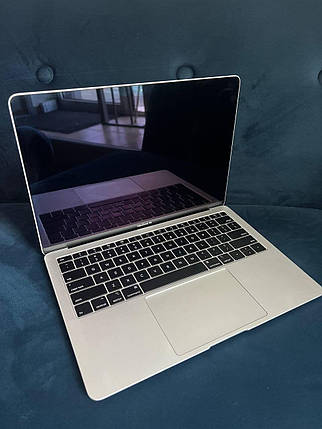 Б/в Ультрабук Apple MacBook Air 13 (2018) 13.3" 2560x1600| Core i5-8210Y| 16 GB RAM| 256 GB SSD| UHD 617, фото 1