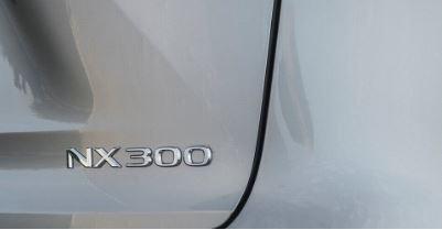 Шильдик емблема напис на багажник Lexus NX300  Лексус ЕН ІКС 300  колір хром
