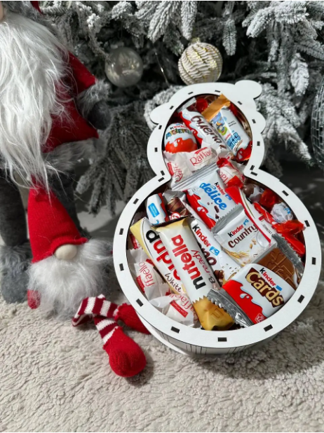 Новогодний подарок набор сладостей для детей Снеговик ,красивый сюрприз бокс с конфетами близким на Новый год - фото 6 - id-p1708659433