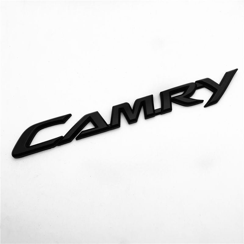 Шильдик емблема напис на багажник TOYOTA Camry Тойота камрі колір чорний глянець