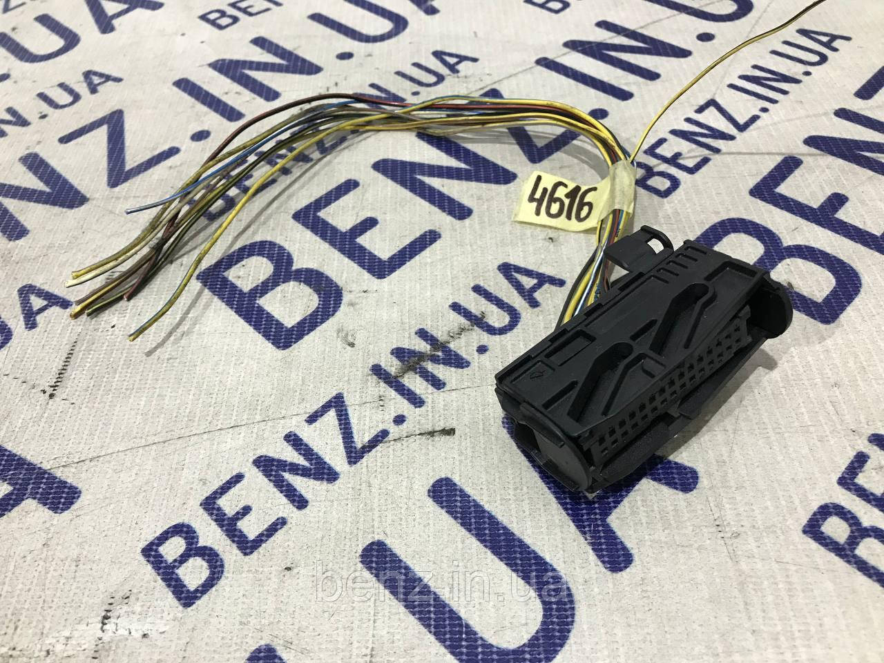 Роз'єм блоку управління регулювання демпфування Mercedes W164, W212, W221 A0335457528, фото 1