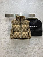 Жаккардовый пуховый жилет Gucci с капюшоном - модная и стильная вещь, необходимая для ранней зимы new 2023-24