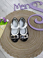 Детские туфли Kellaifeng для девочки кожаные лак черные с белым Размеры 23, 26