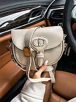 Женская сумка Кристиан Диор бежевая Christian Dior Bobby Beige искуственная кожа