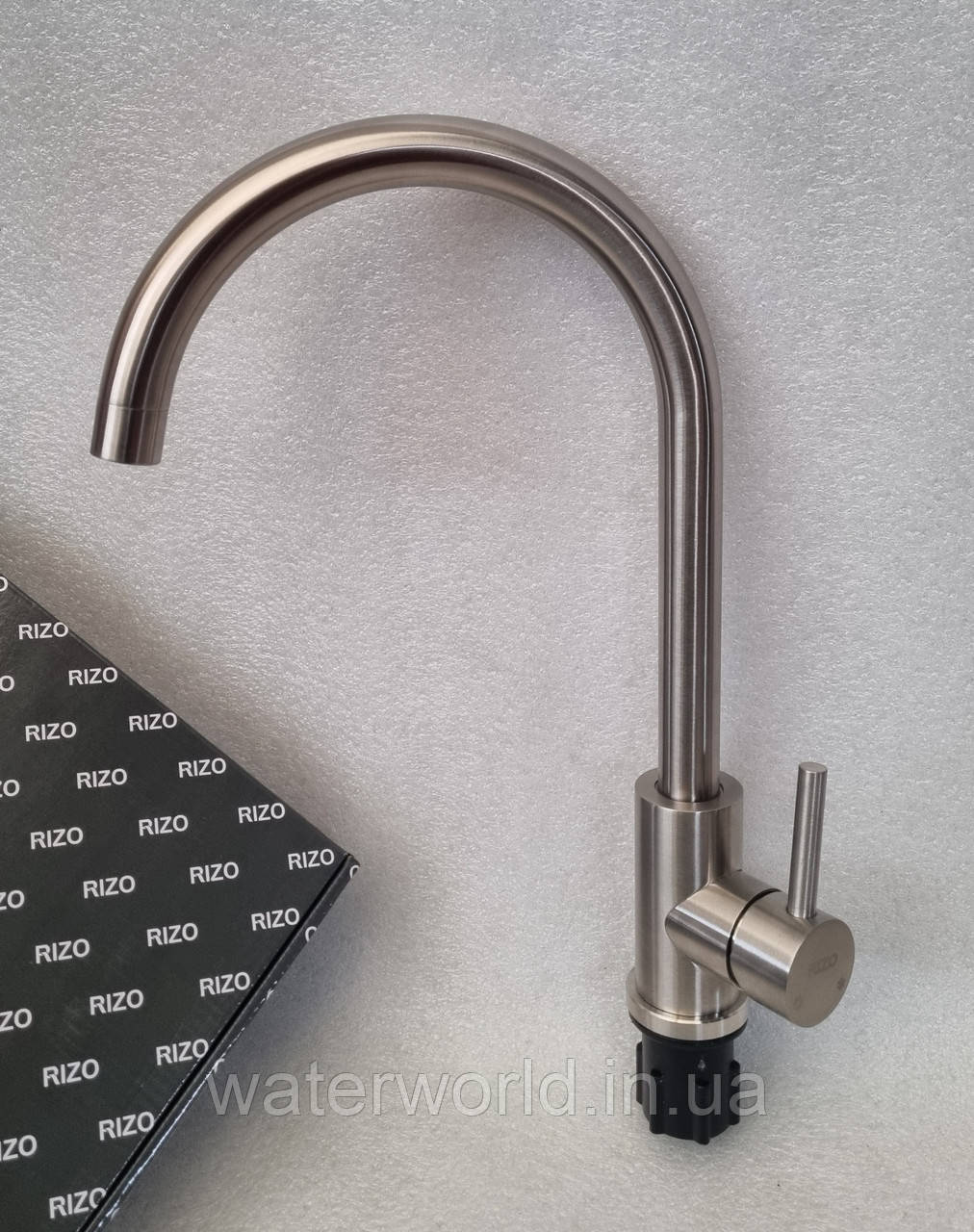 Змішувач для кухні на мийку з нержавіючої сталі з кріпленням на гайці колір сатин