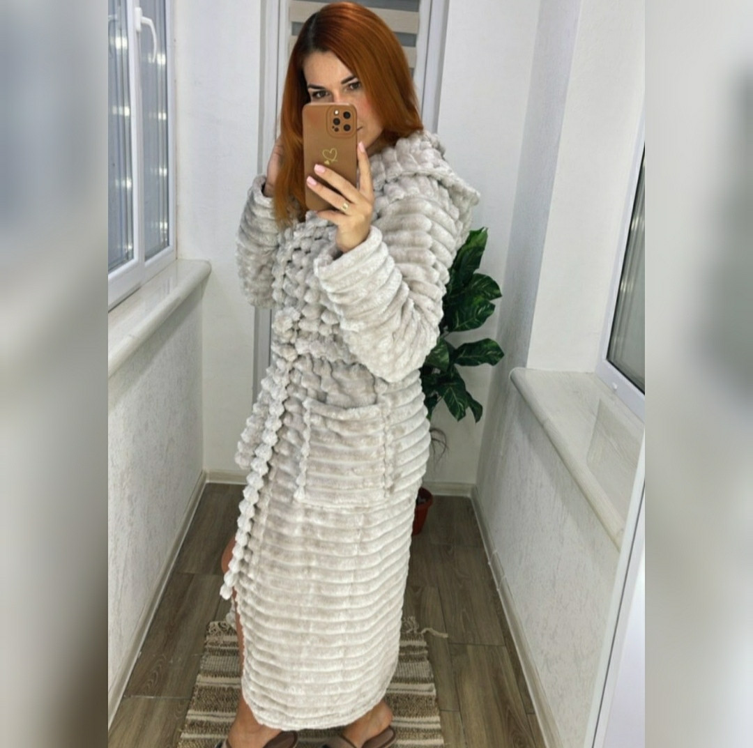 Зимовий жіночий халат із капюшоном Новинка