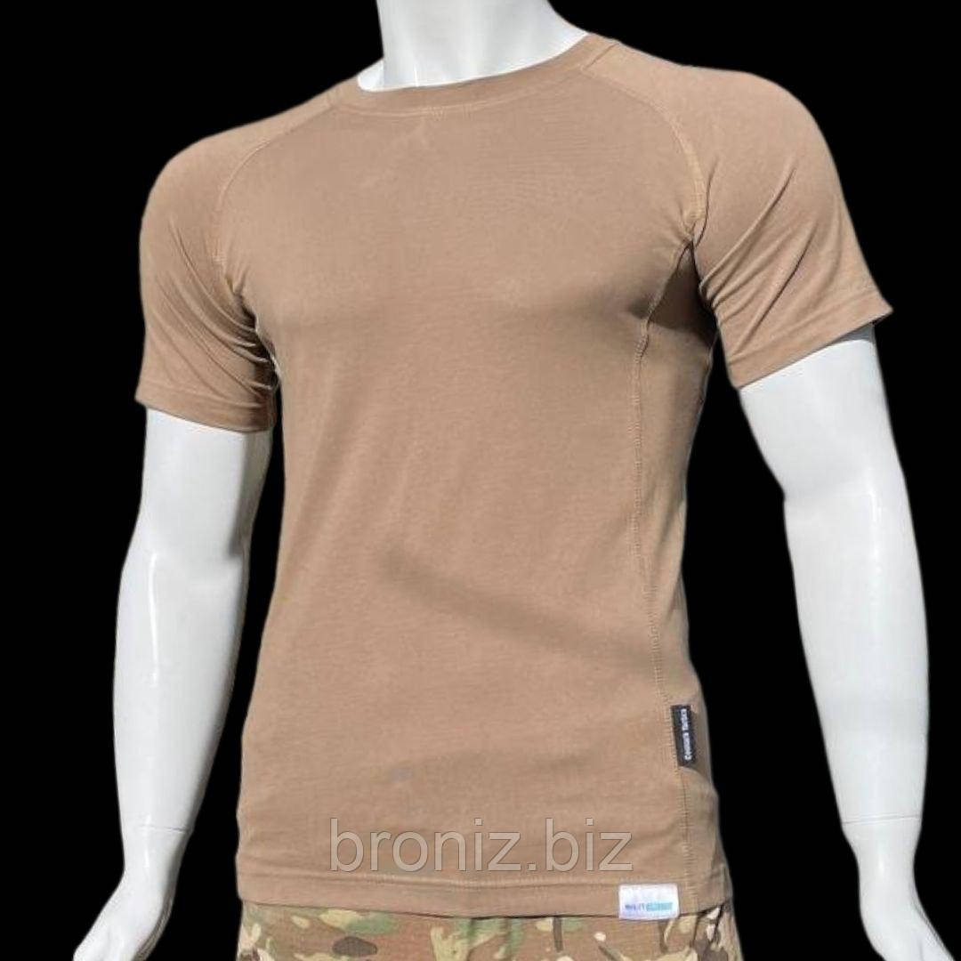 Термоактивна вологовідвідна футболка slim fit реглан виготовлена з преміального матеріалу NyCo