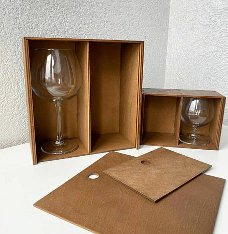 Подарункова коробка дерев'яна під келихи на ваше замовлення, фото 1