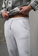 Зимние спортивные штаны мужские теплые на флисе Fleece белые Утепленные брюки прямые с начесом флисовые зима
