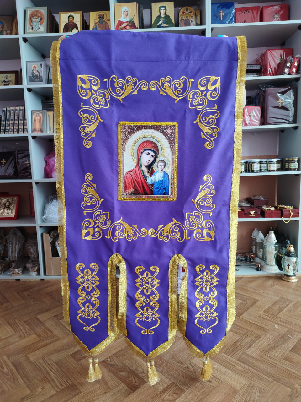 Хоругва вишита православна на габардині для храму 115 * 60см (фіолетові), фото 1