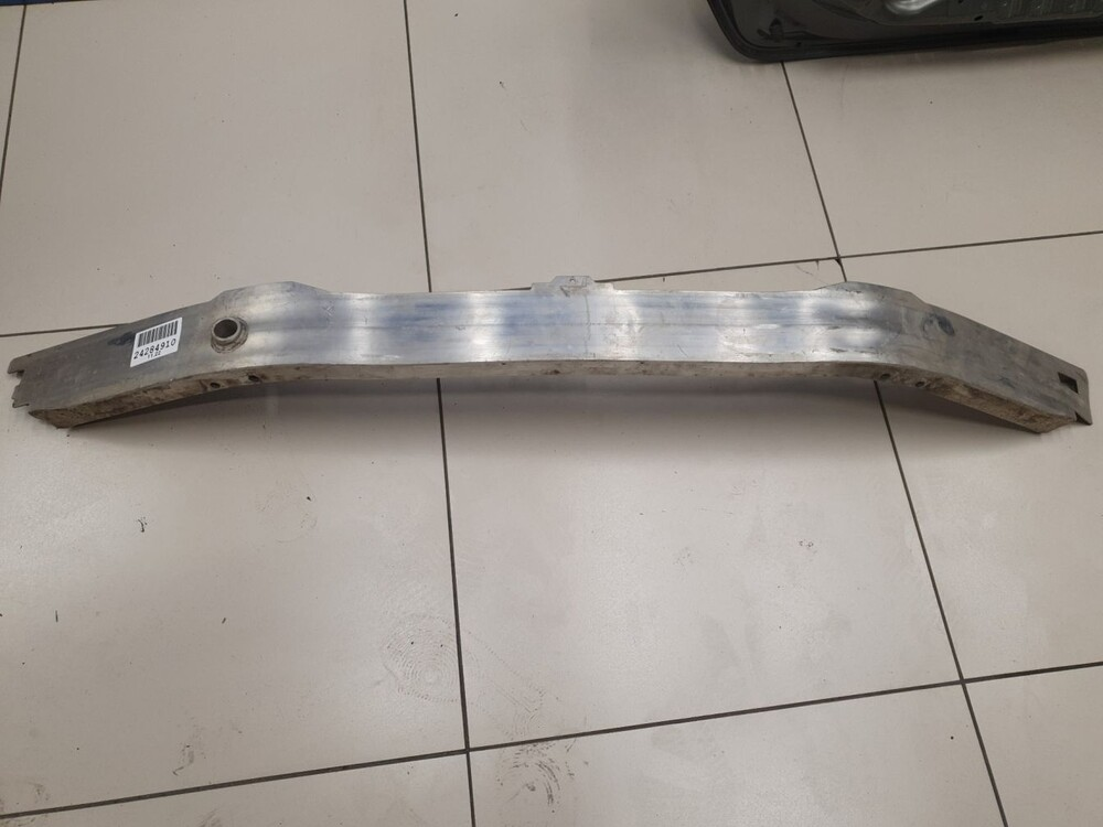 Шина переднього бампера BMW 3 F30 2012-2015 FP 1422 942 Шина бампера бмв F30, фото 1