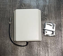 Панельная антенна тип "Panel" для репитера/усилителя (6-8 dBi, 800-2700МГц, F)