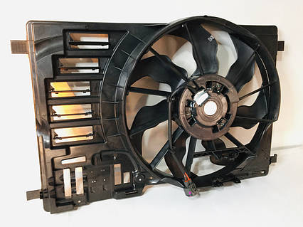 Дифузор кожух радіатора Ford Escape MK3 2013-2016 1.6T, 2.5 CV6Z