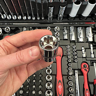 Набор инструментов профессиональный на 176 ед. INTERTOOL ET-7176