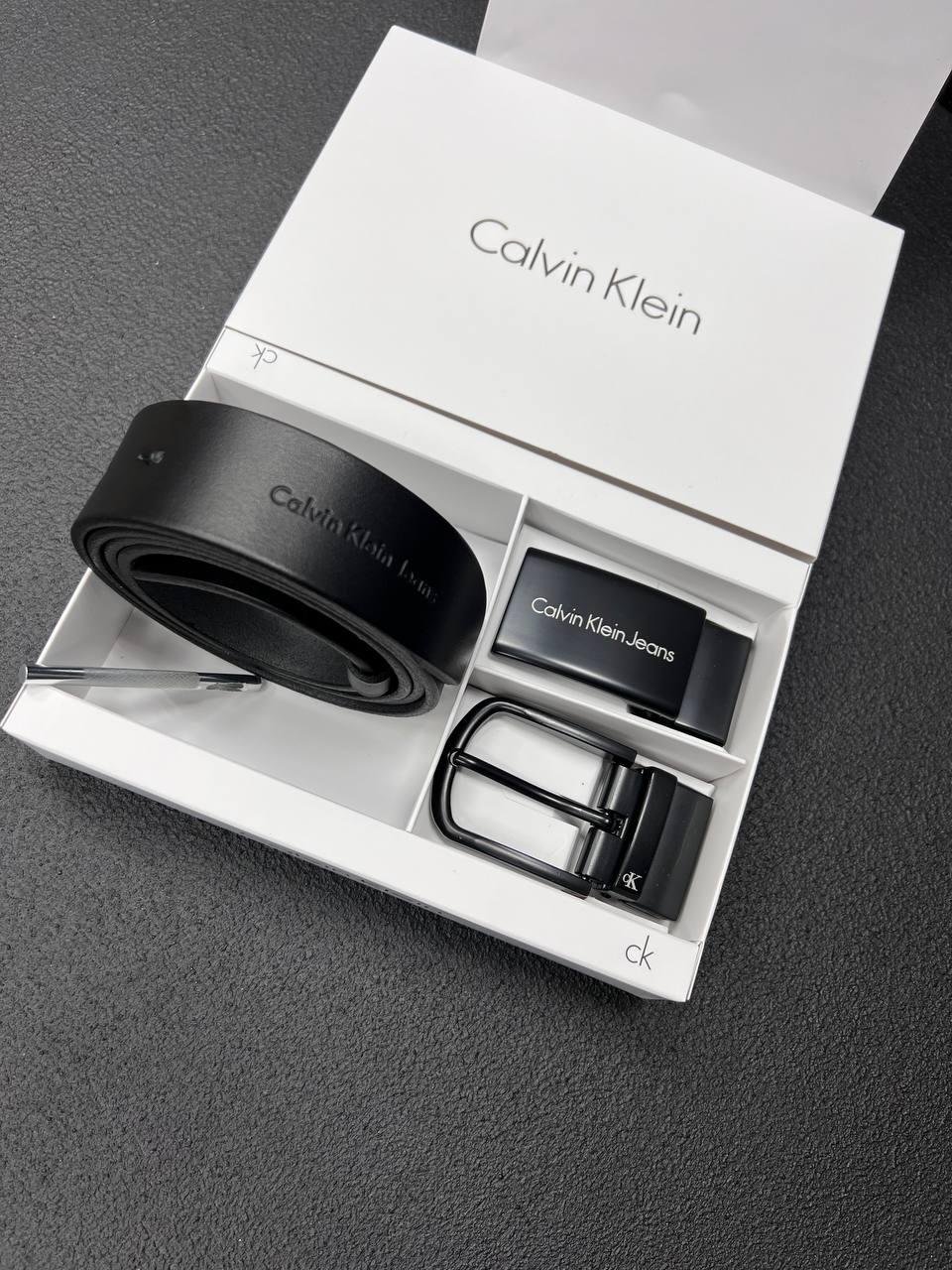 Чоловічий подарунковий набір Calvin Klein ремінь із двома пряжками з натуральної шкіри