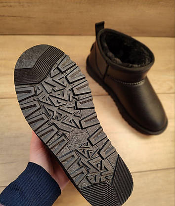 Ugg угги ЧЕРНЫЕ мини кожаные натуралки низкие (h=11.5) теплые зима унисекс, фото 5