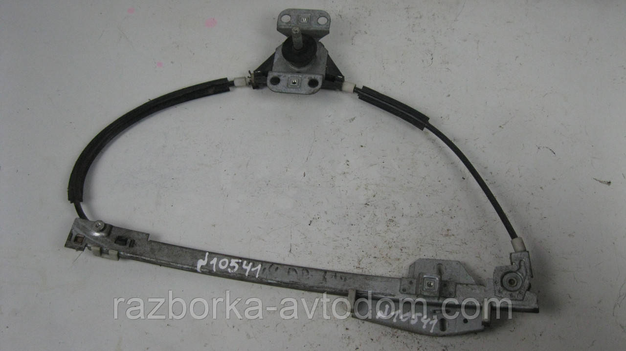 Склопідіймач задній правий (механічний) VW Passat B3, B4 (1988-1997) OE:357839402