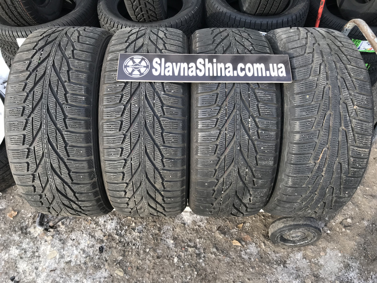 Шини 255 50 R19 107R Noian hakkapeliitta R2 SUV і hakkapeliitta R