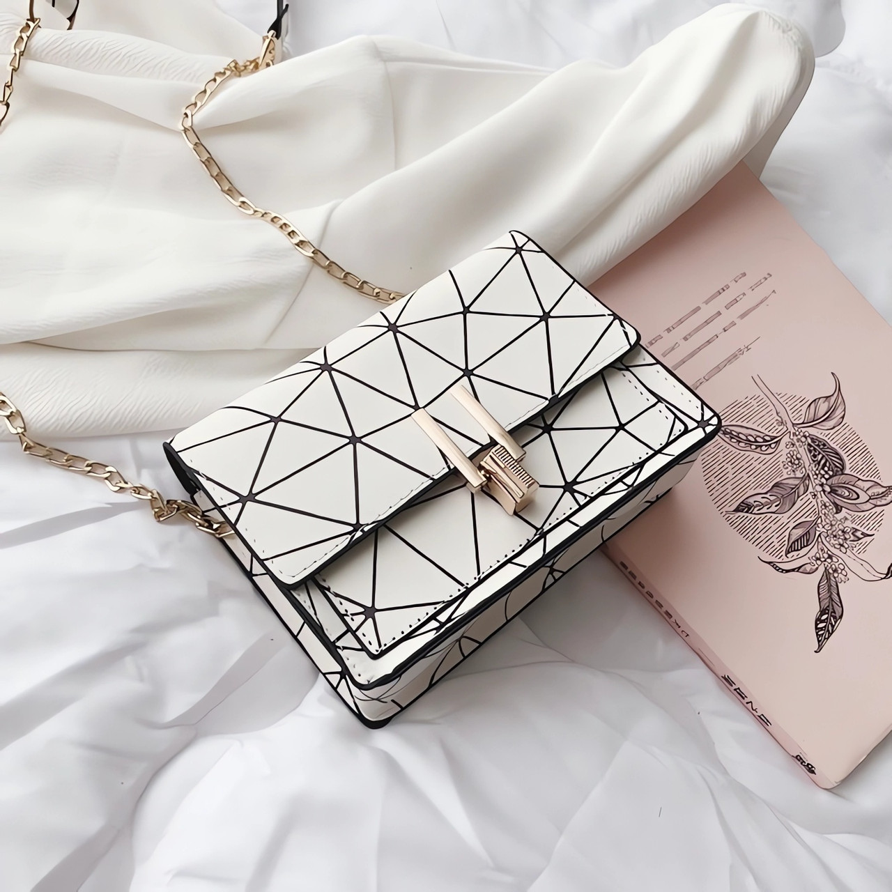 Жіноча сумка клатч на цепочці біла, фото 1