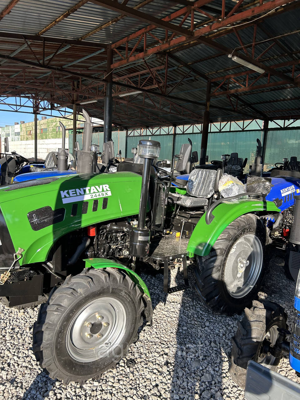 Трактор KENTAVR 244SX (3 цил., 4х4, 24 л.с., ГУР)