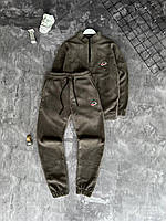 Мужской зимний спортивный костюм Nike плюшевый хаки оверсайз без капюшона из полара