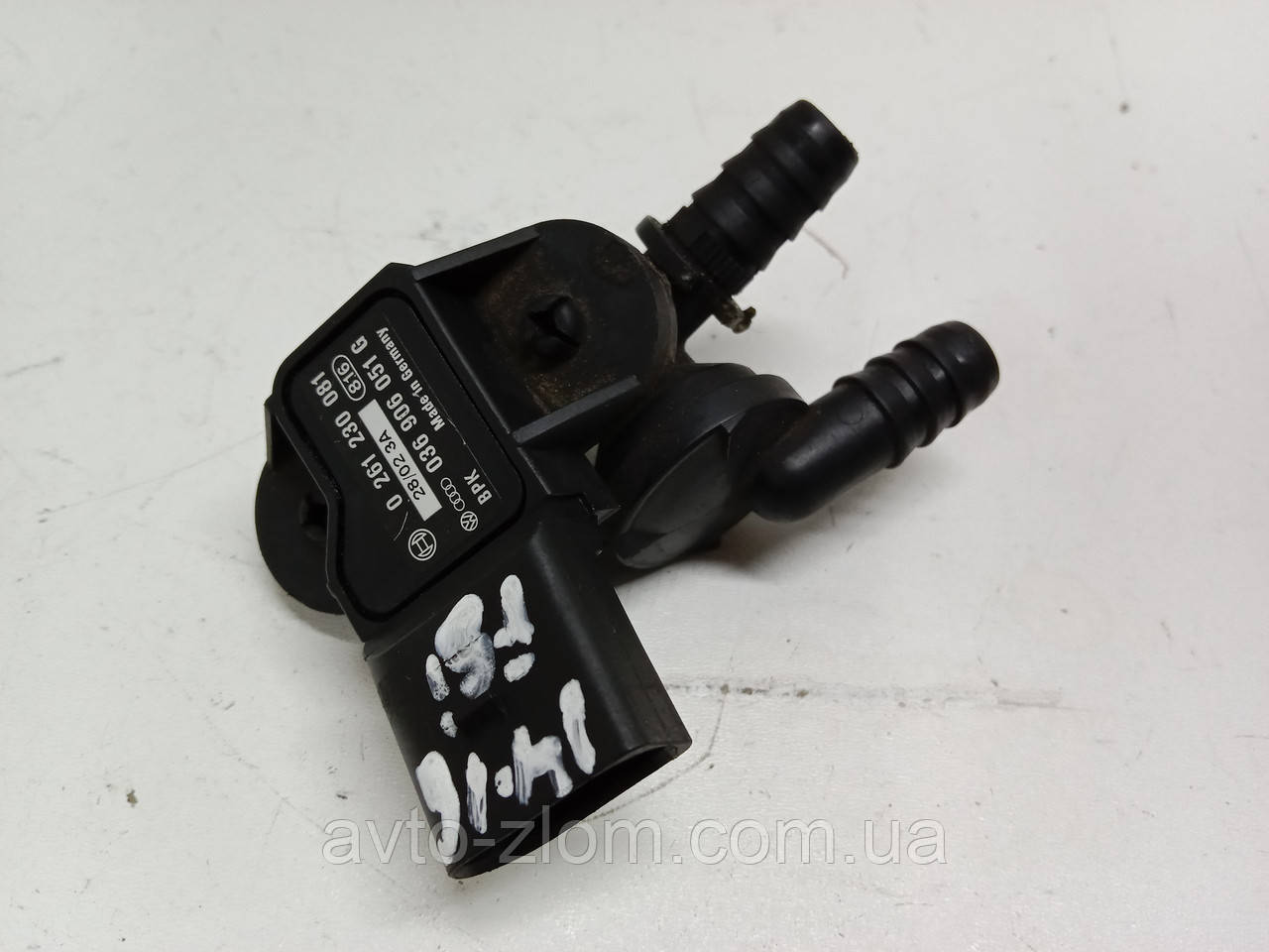 Датчик тиску впускного колектора Volkswagen, Audi, Skoda 1,4 - 1,6 FSI. 036906051G, 0261230081., фото 1