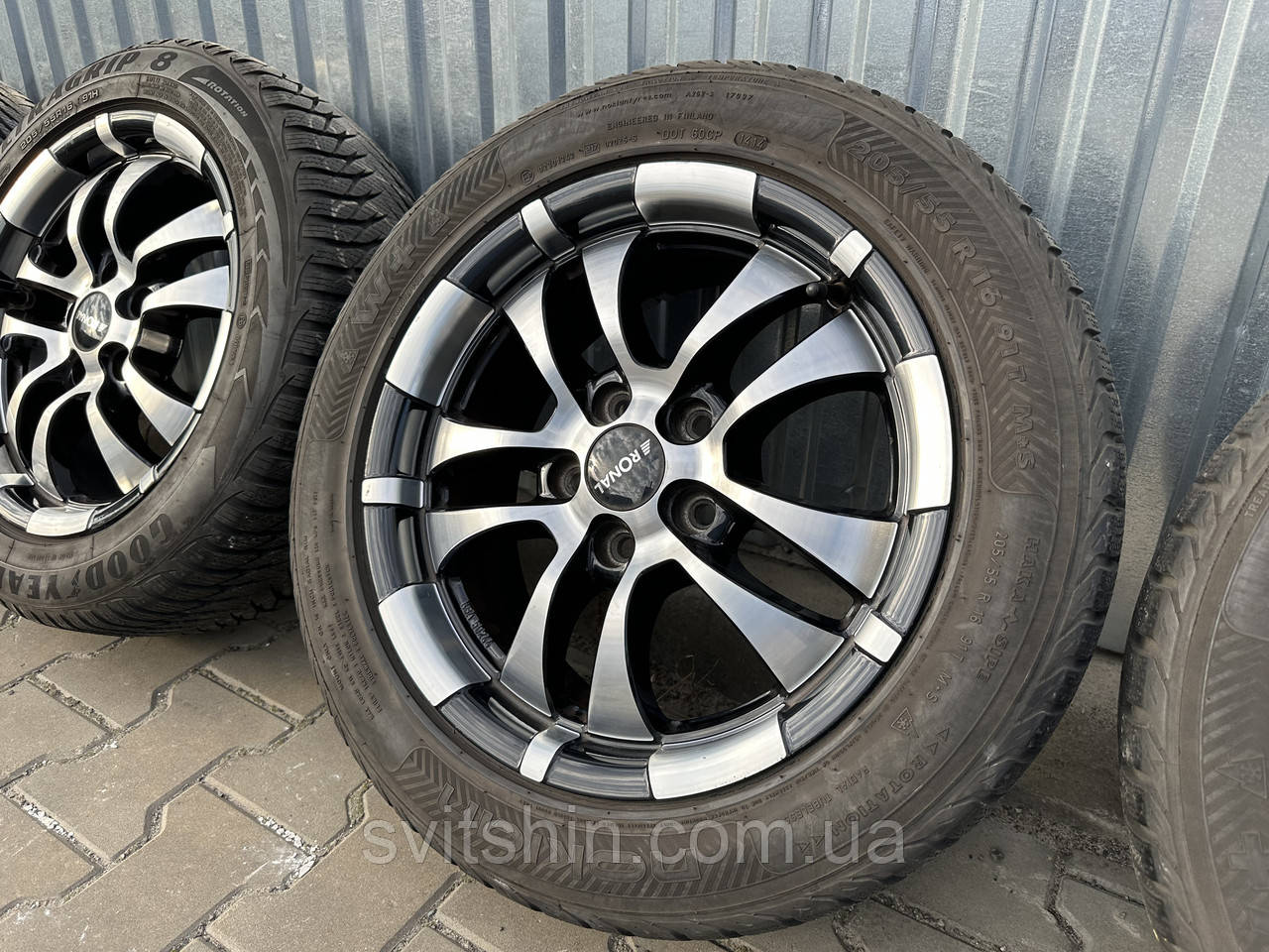 Диски Ronal 5/112 R16 7J ET40 + 205/55R16 Goodyear Nokian - фото 1 - id-p2038364366