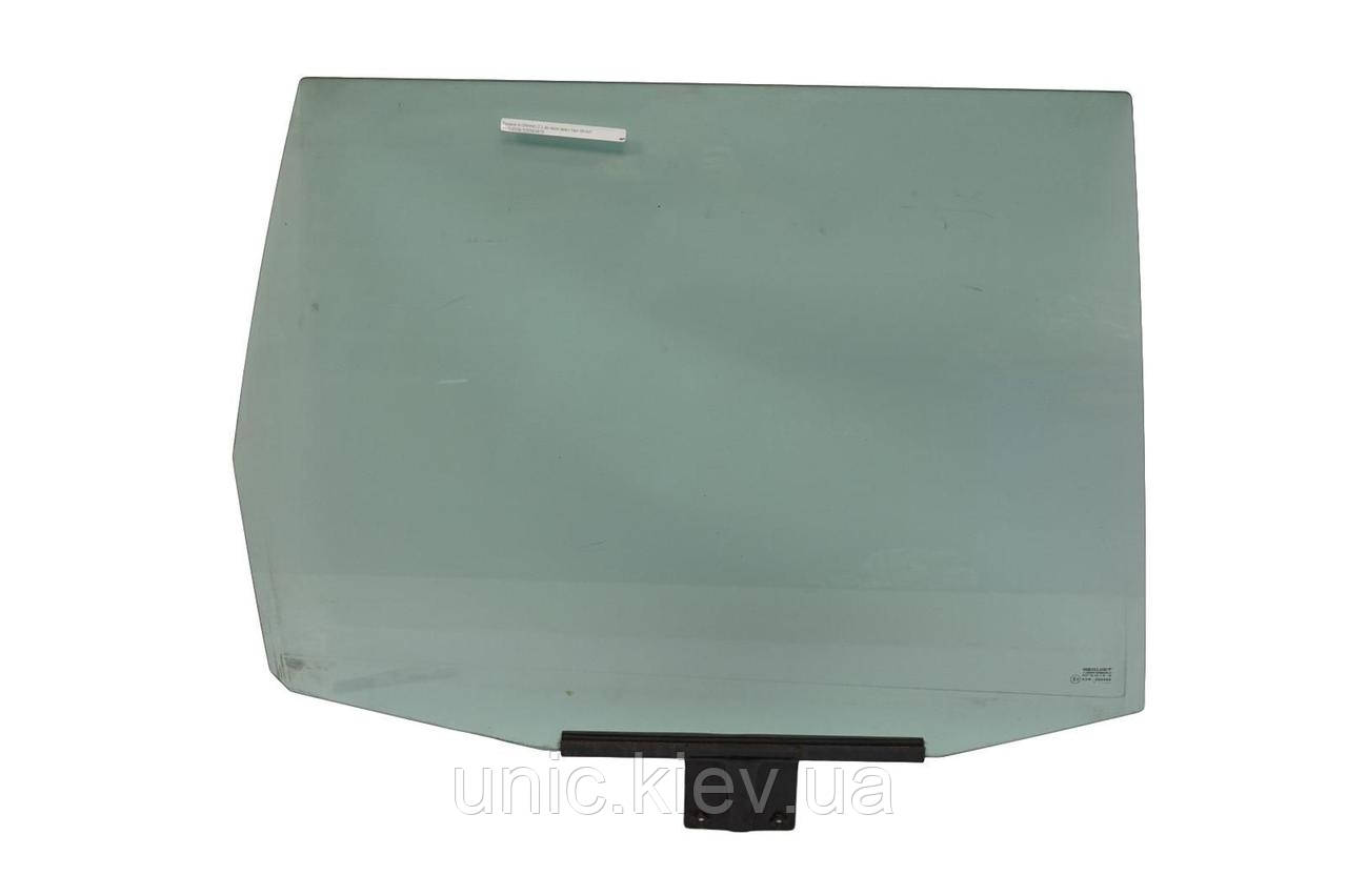 Скло двері задньої правої Рено Еспейс 3 б/в