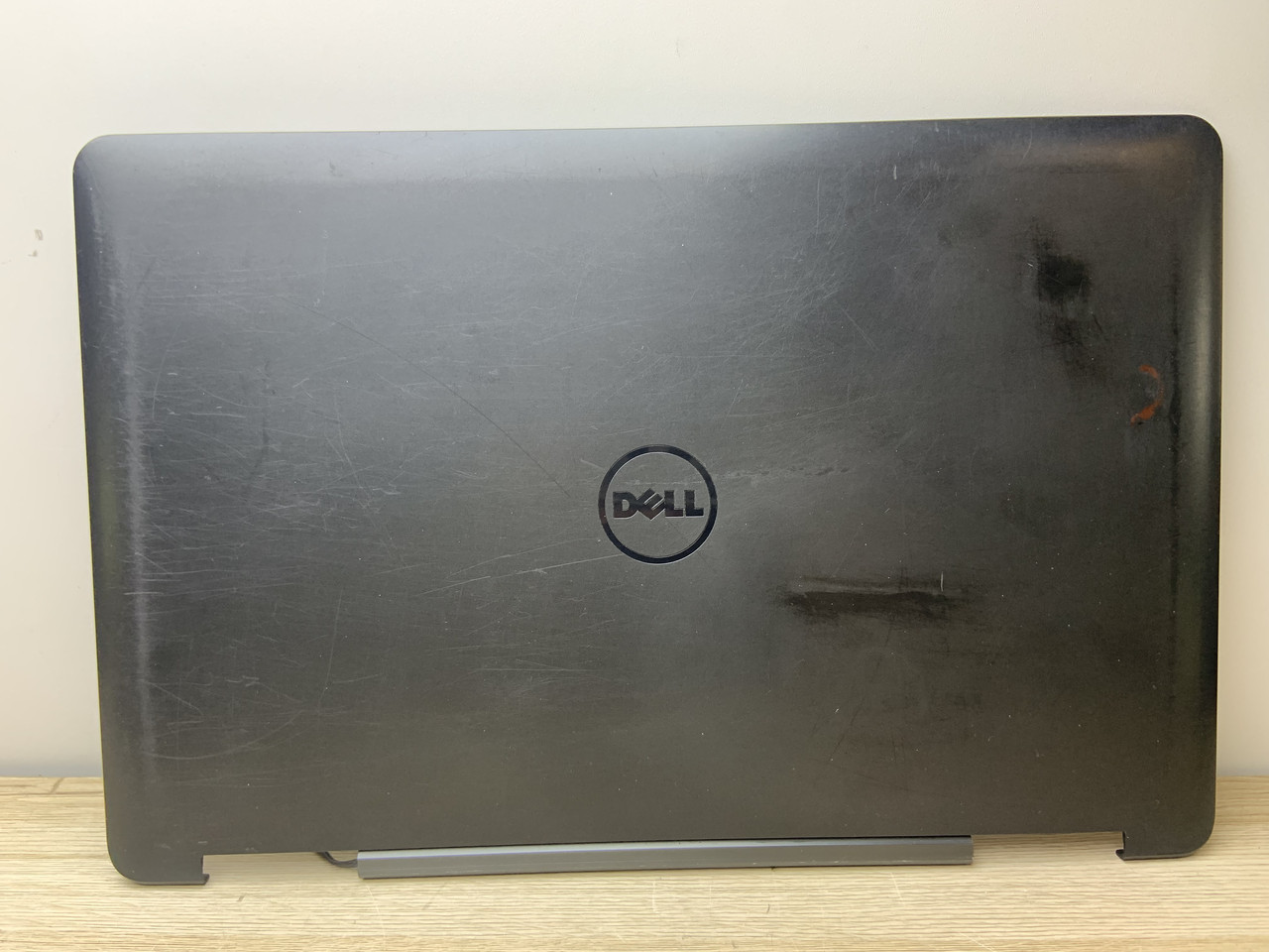 Dell Latitude E5540 Корпус A (кришка матриці) AP0WR000100 CN-A133G2 2.8A б/в #