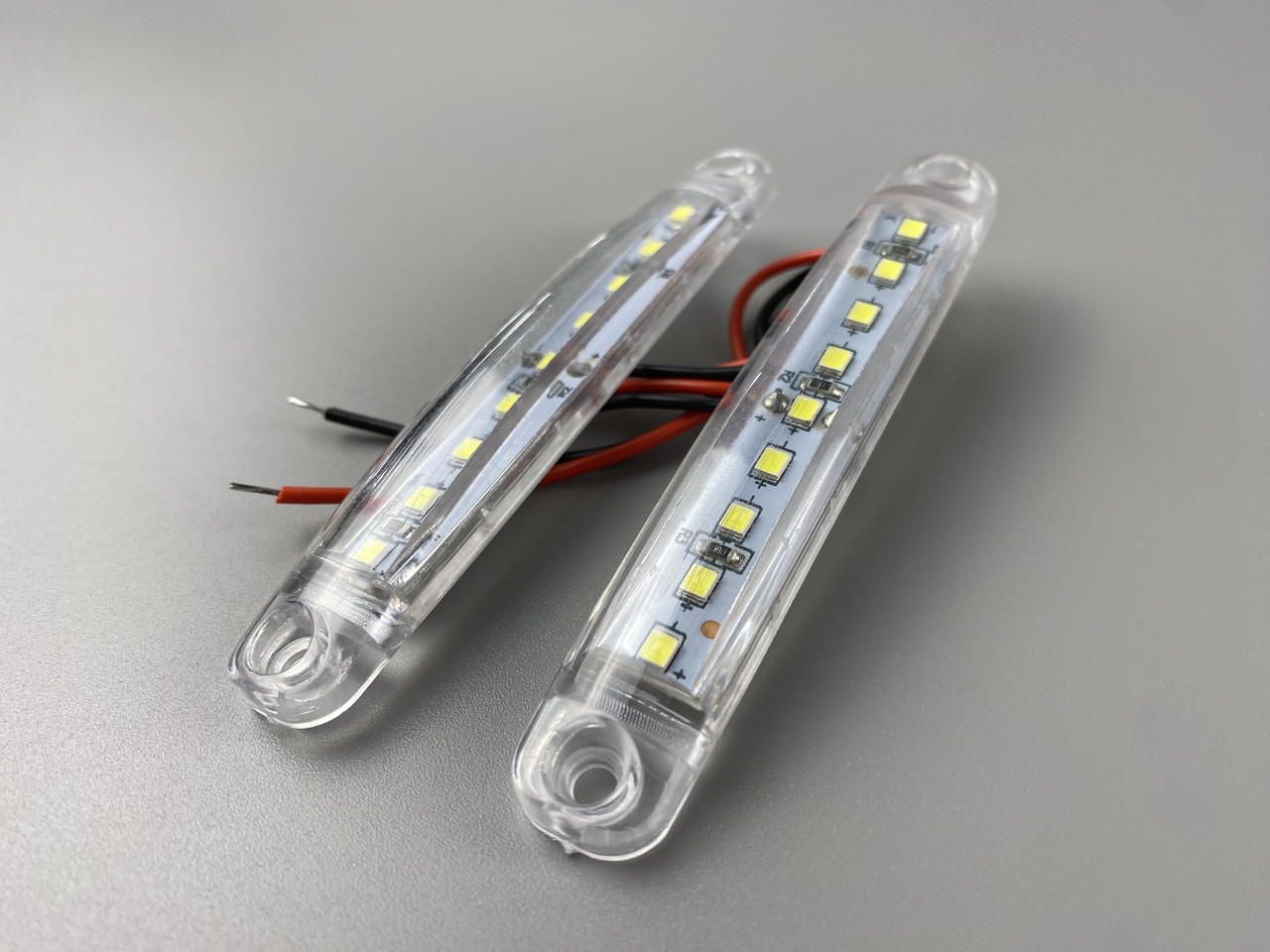 Ліхтар LED габаритний світлодіодний 24V IP67 9 led діодів SMD білий , оптична лінза + кріплення для авто, фото 1