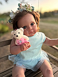 Велика 60 см реалістична лялька Реборн (Reborn) доросла дівчинка з гарним волоссям та м'яким тілом, як справжня жива дитина, фото 4