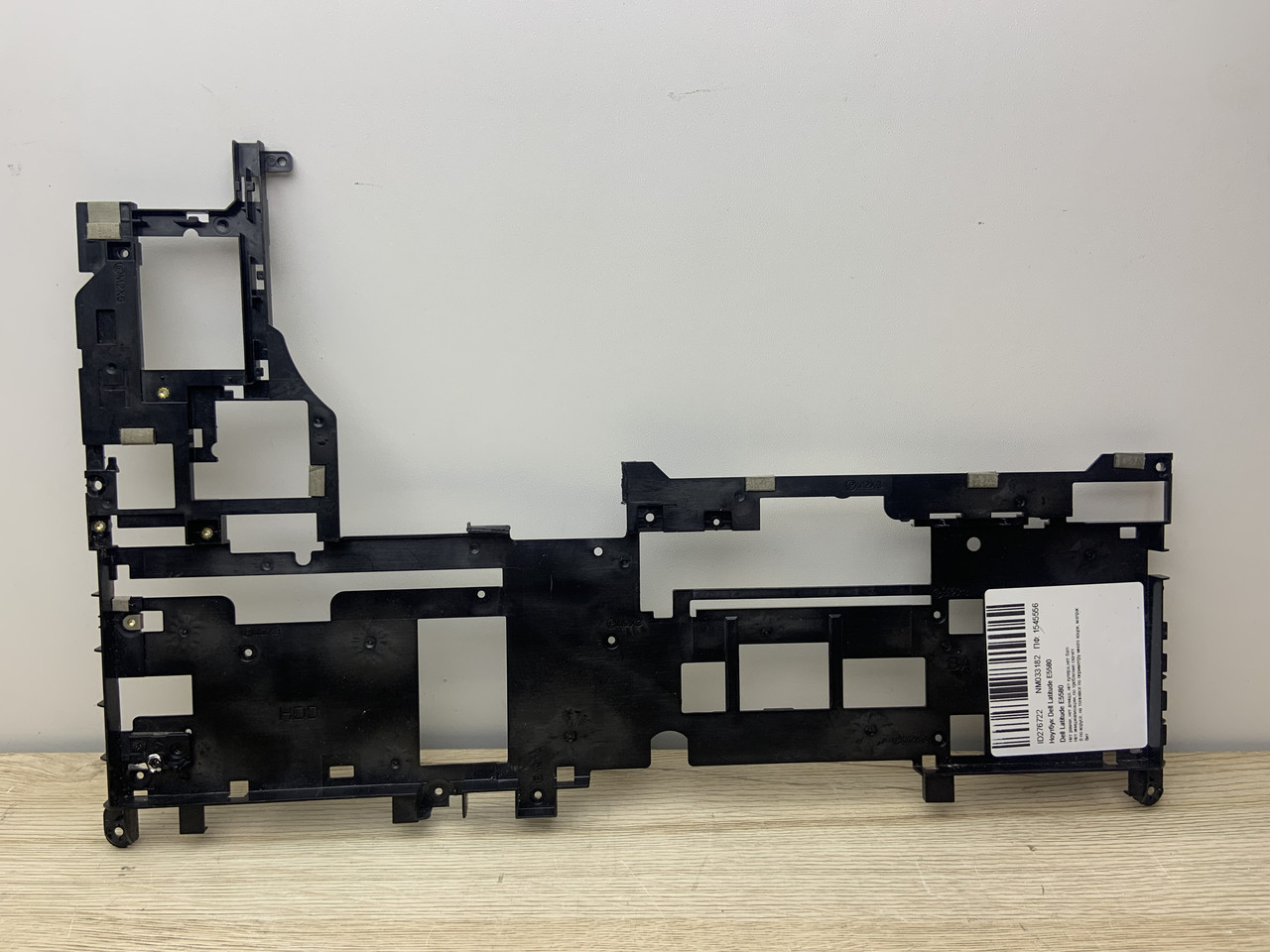Dell Latitude 5580 Precision 3520 Корпус C0 (рамка топкейсу, середня частина) (02c92c) 5A бу
