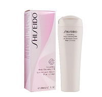 Молочко для тела Shiseido Smoothing Body Cleansing Milk 200 мл