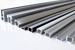 Профіль, плінтус, карнізи для світлодіодної LED стрічки