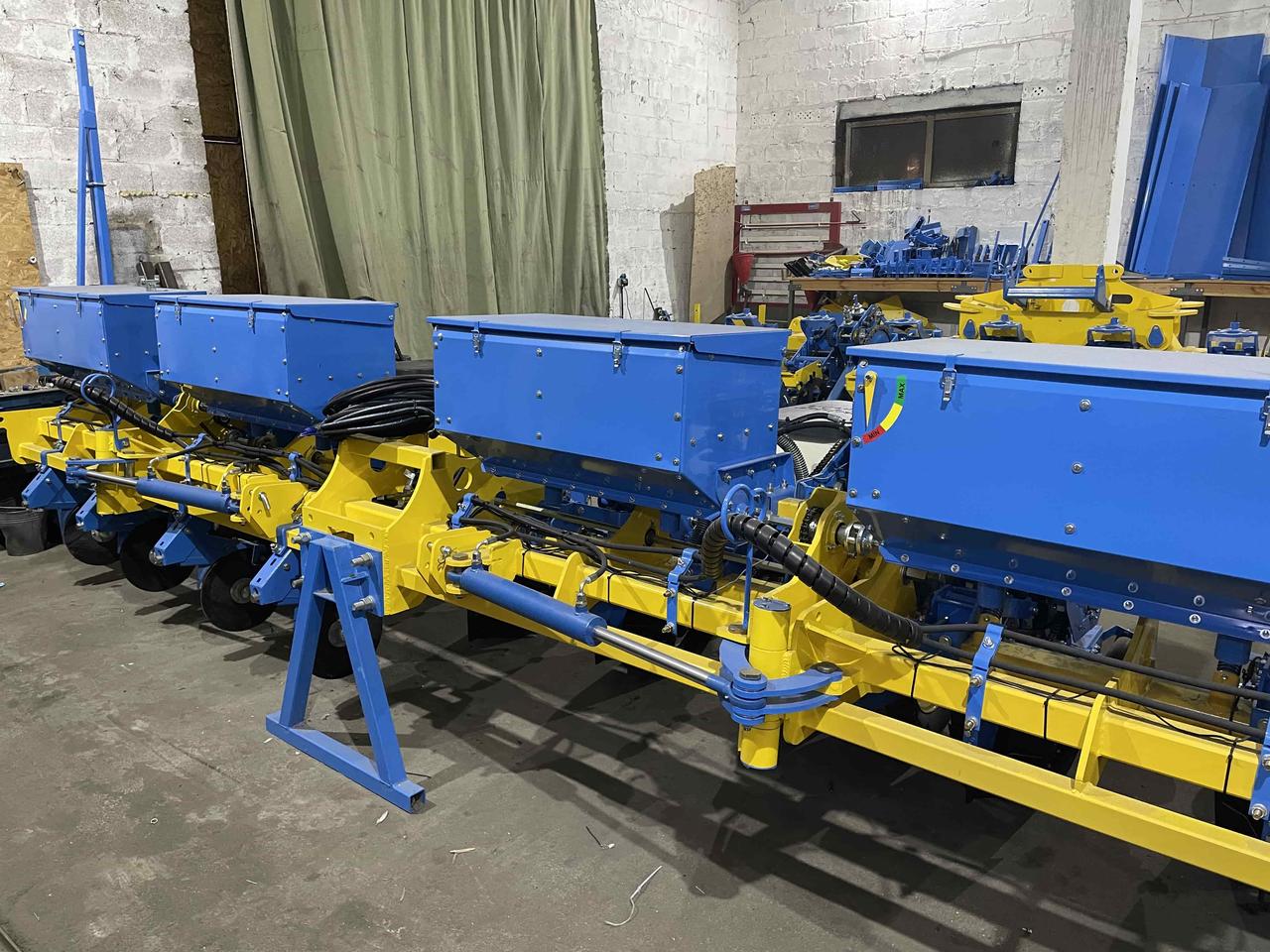 Дискова сівалка точного висіву Церера 8 Mini-Till LUX: продаж