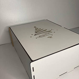 Коробка дерев'яна для корпоративних новорічних подарунків біла з гравіюванням Ялинка, фото 1