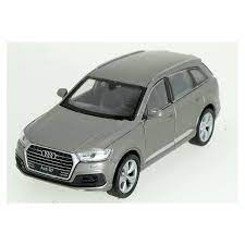 Іграшка машина метал AUDI Q7 1:33  WELLY 39888CW