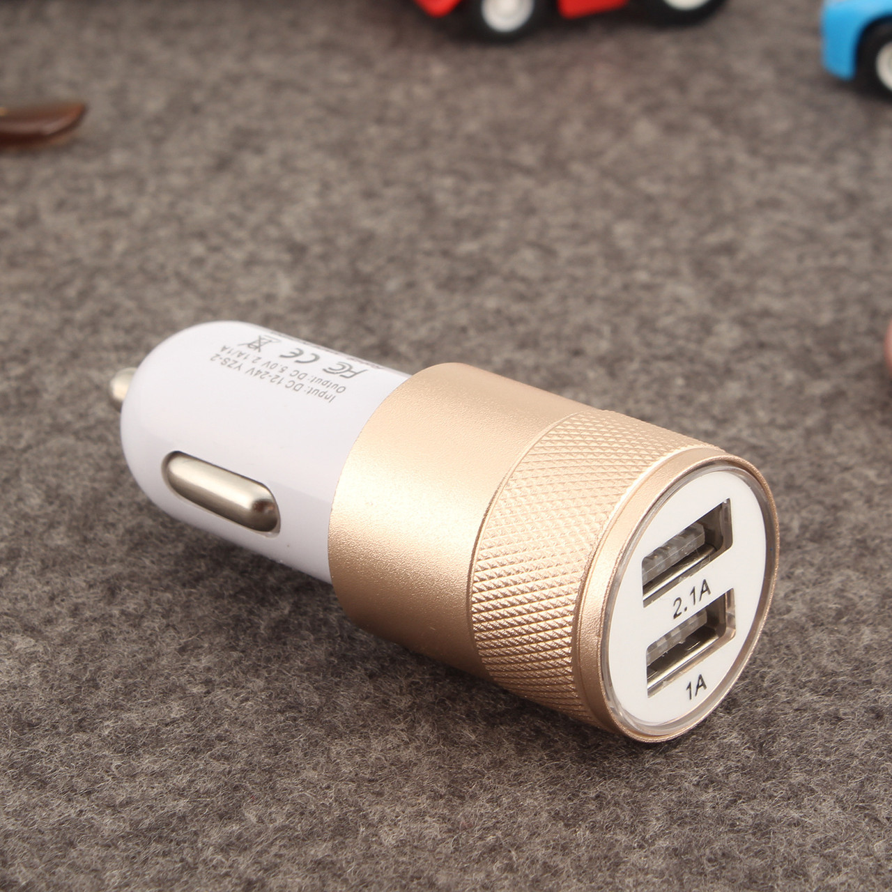 Автозарядка 2 USB зарядка від прикурювача автозарядне у прикурювач