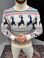 Новогодний мужской белый свитер под горло с оленями