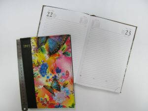 Щоденник напівдатований (A5) EA-1828-A5 "Квіти та Метелики" у лінію