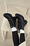 Жіночі чорні черевики з натуральної шкіри на овчині та низькому ходу, фото 3