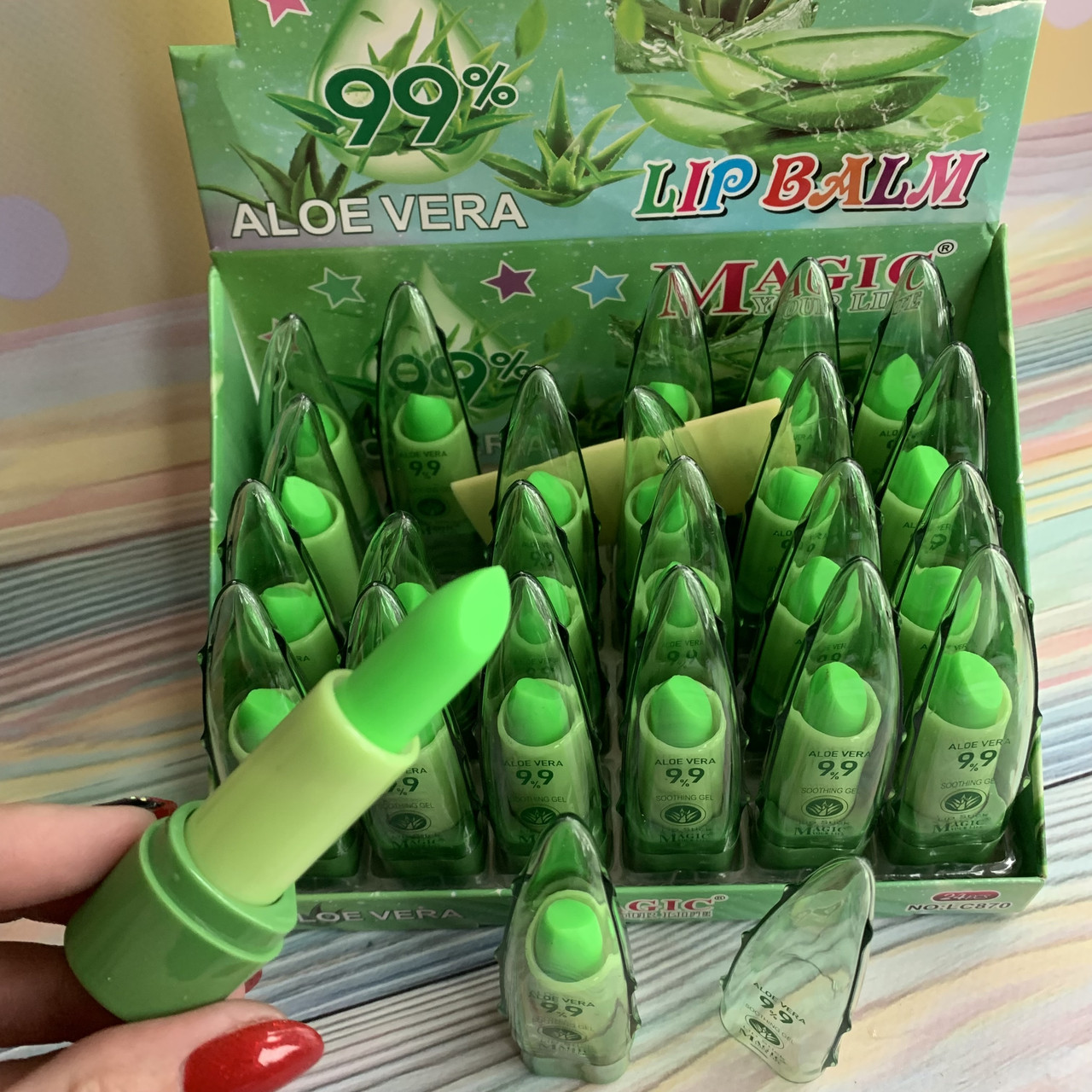 Гігієничний бальзам для губ проявляючий Aloe Vera 99% LC-870